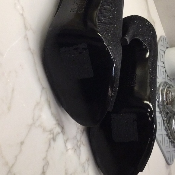 MIA Sparkle Ankle Bootie - Picture 6 of 7